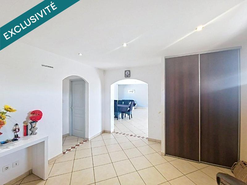 Maison - 180 m² - 7 pièces