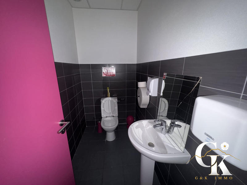 Bureau - 328 m² - 10 pièces