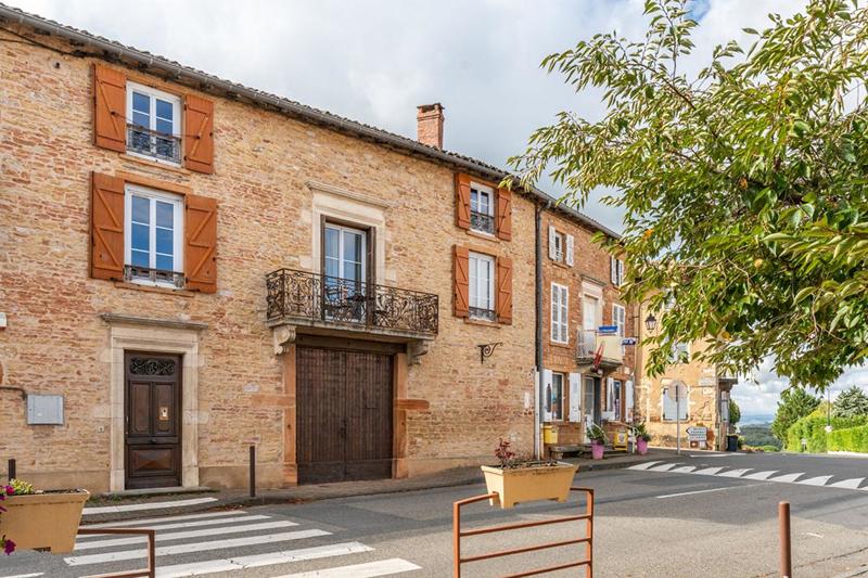 Maison de village - 225 m² - 6 pièces