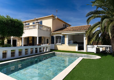 Villa - 180 m² - 7 pièces