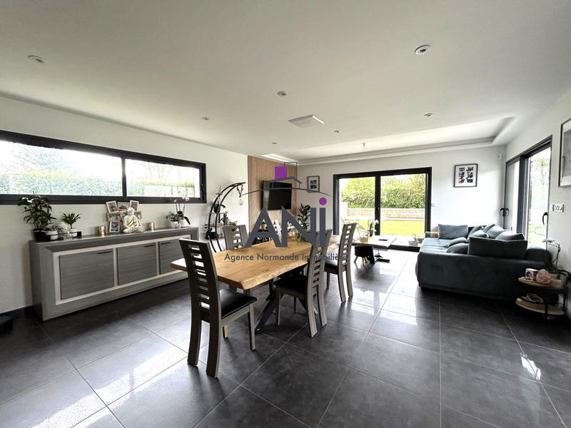 Maison contemporaine - 170 m² - 6 pièces