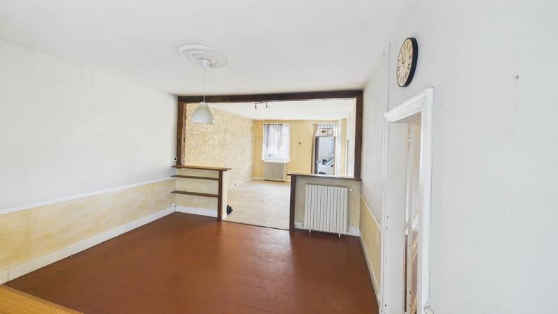 Maison - 163 m² - 8 pièces