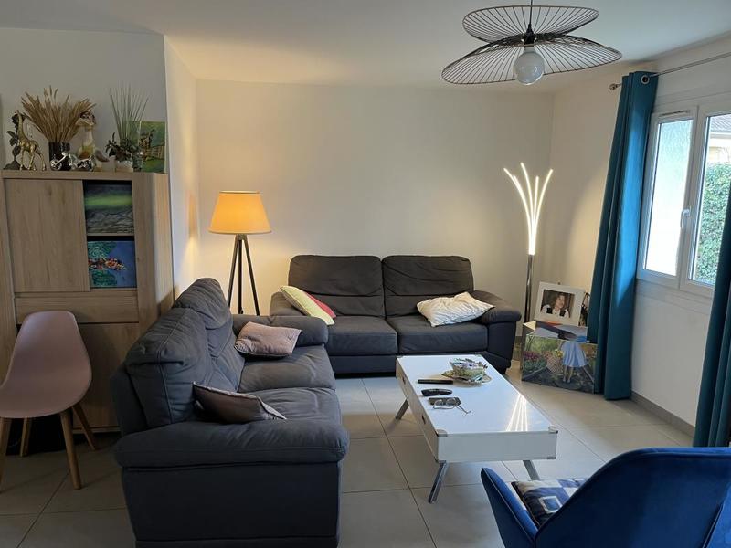 Villa - 100 m² - 5 pièces