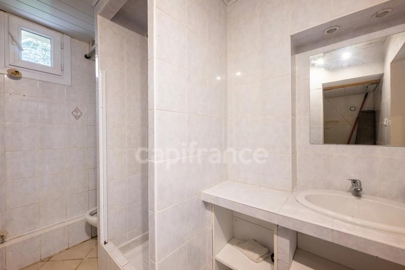 Maison - 200 m² - 4 pièces