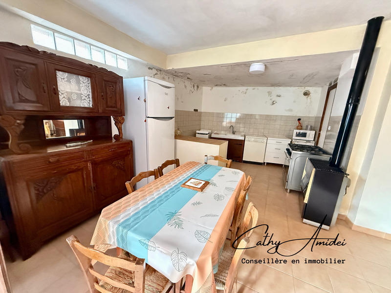 Maison - 96 m² - 4 pièces