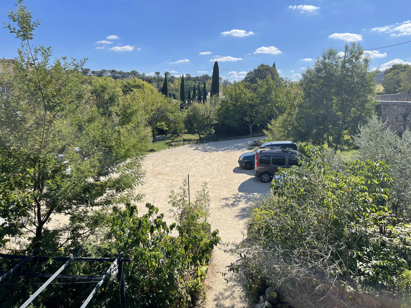 Propriété - 900 m² - 14 pièces