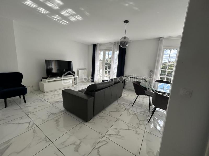 Maison - 150 m² - 8 pièces