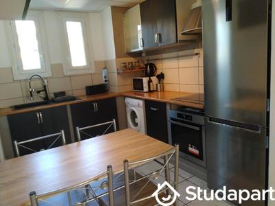 Chambre - 11 m² - 1 pièce