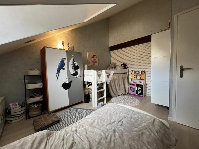 Triplex - 98 m² - 3 pièces