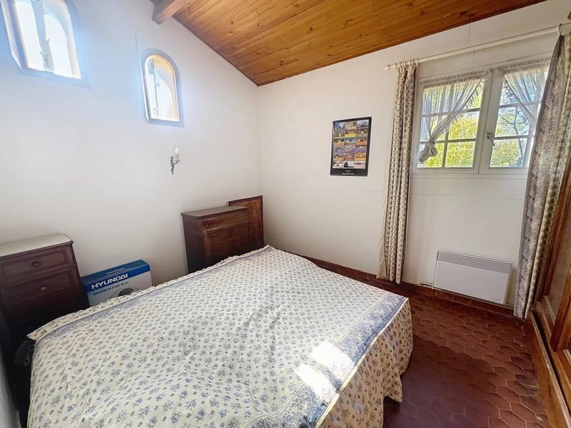 Propriété - 192 m² - 8 pièces