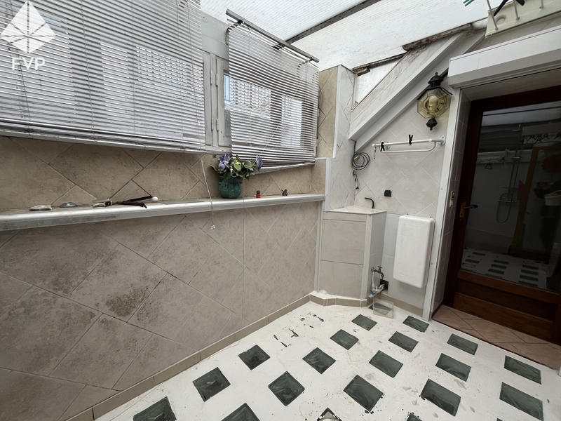 Maison - 107 m² - 6 pièces