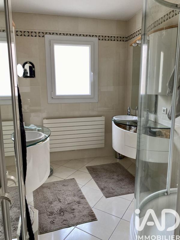 Maison - 149 m² - 6 pièces