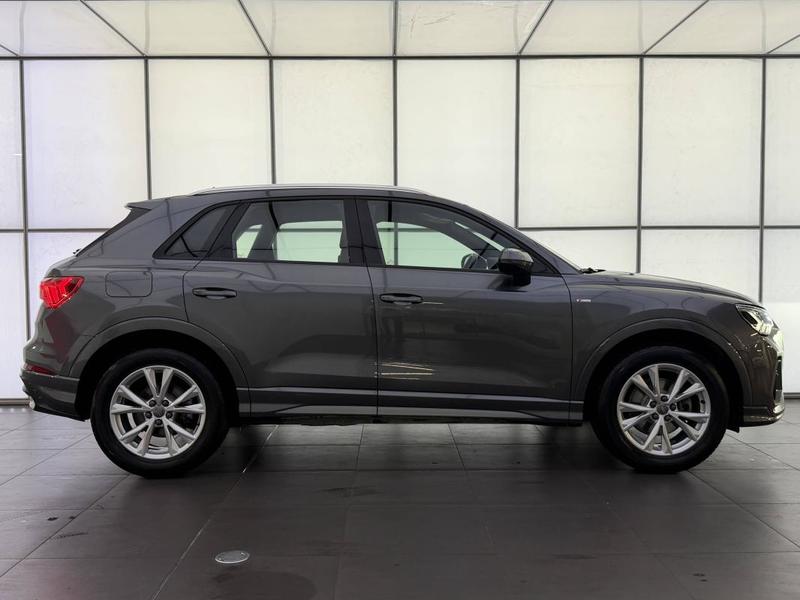 Audi Q3 35 Tfsi 150 ch s line