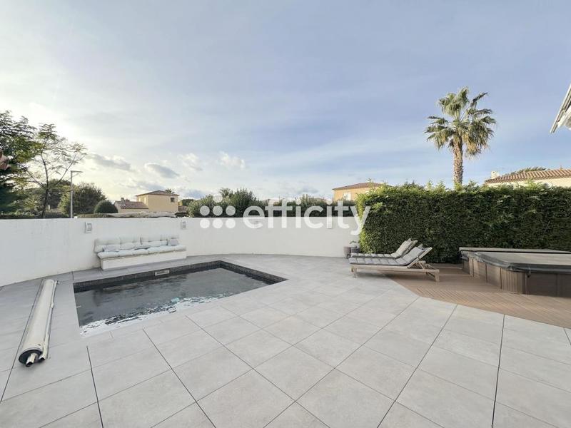 Maison - 160 m² - 5 pièces