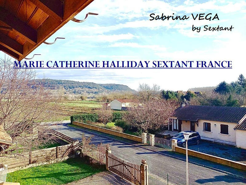 Maison - 225 m² - 19 pièces