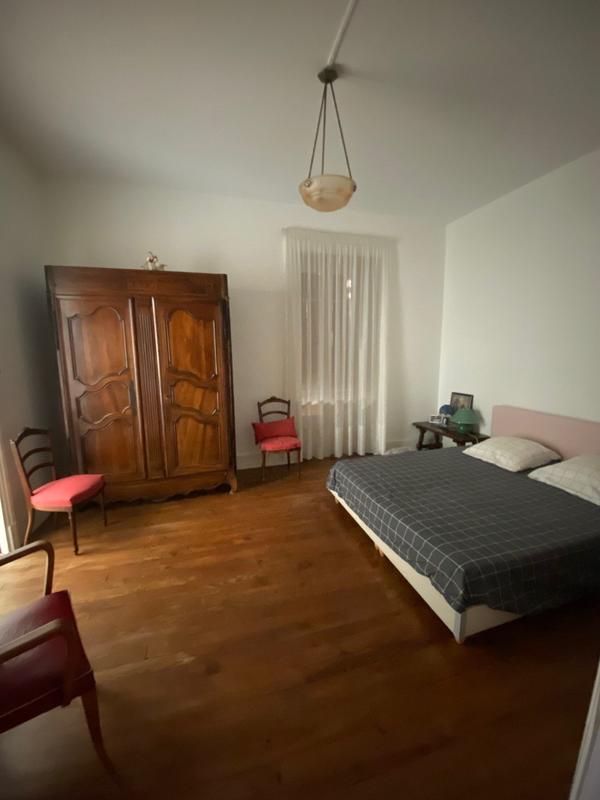 Maison - 410 m² - 11 pièces