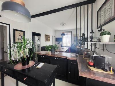 Maison - 175 m² - 8 pièces