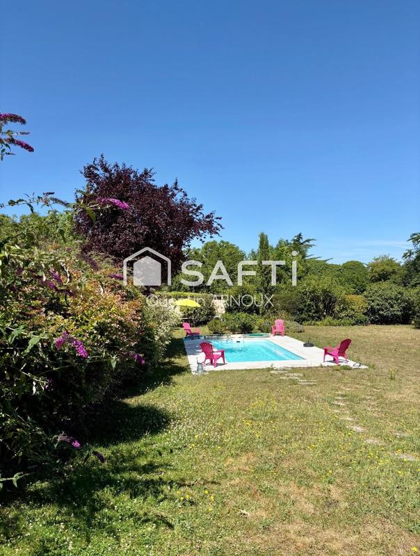 Maison de ville - 211 m² - 5 pièces