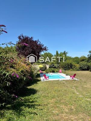 Maison de ville - 211 m² - 5 pièces