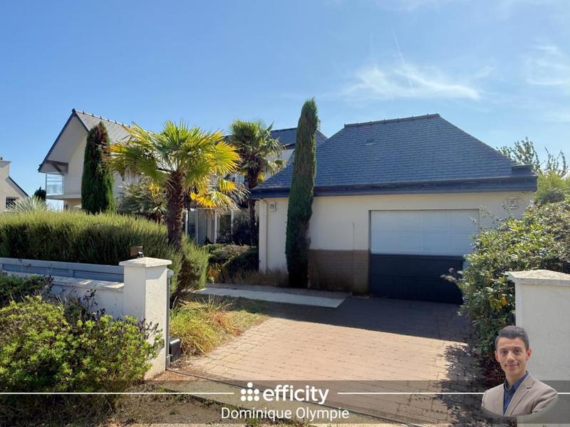 Maison - 155 m² - 8 pièces