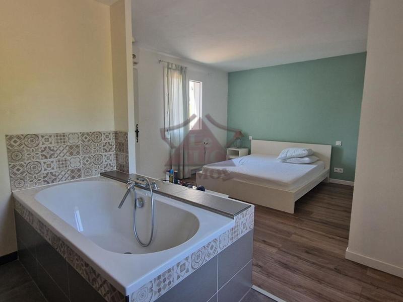 Propriété - 129 m² - 5 pièces