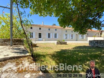 Maison - 220 m² - 9 pièces