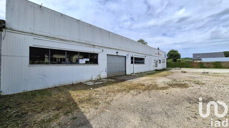 Maison - 800 m² - 4 pièces