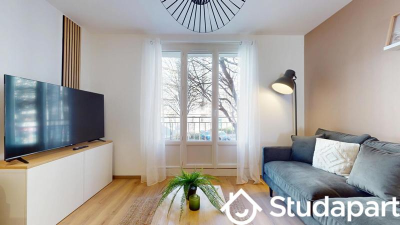 Chambre - 10 m² - 1 pièce