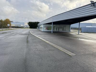 Local d'activités - 850 m²