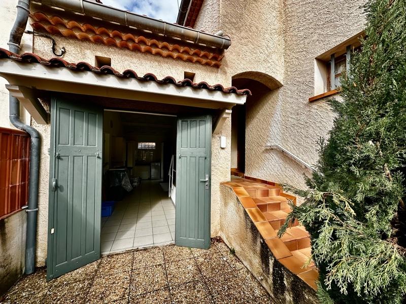 Maison - 158 m² - 3 pièces