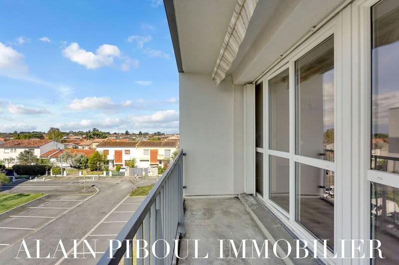 Appartement - 94 m² - 5 pièces