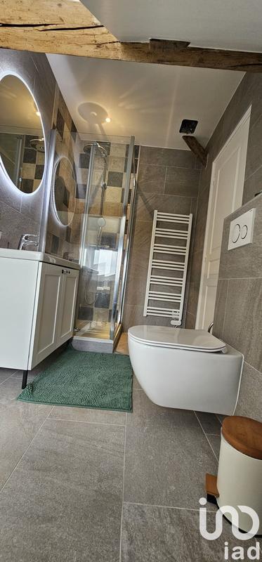 Maison - 346 m² - 10 pièces