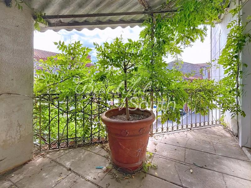 Maison de ville - 250 m² - 5 pièces