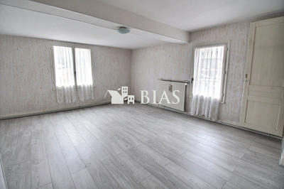 Maison - 96 m² - 5 pièces