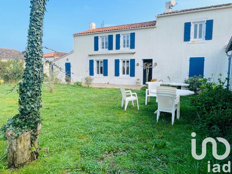 Maison de village - 160 m² - 8 pièces