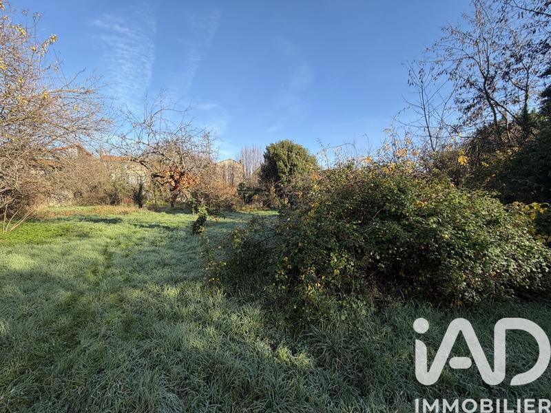 Maison - 220 m² - 10 pièces