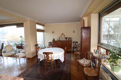 Appartement - 120 m² - 4 pièces