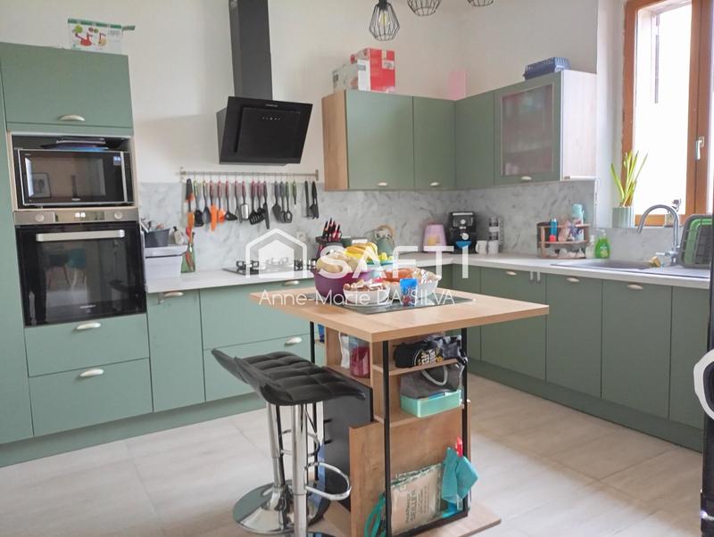 Maison - 159 m² - 6 pièces