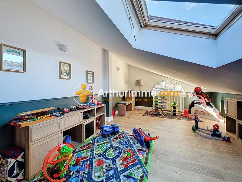 Maison - 165 m² - 5 pièces