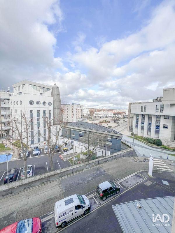 Appartement - 85 m² - 4 pièces