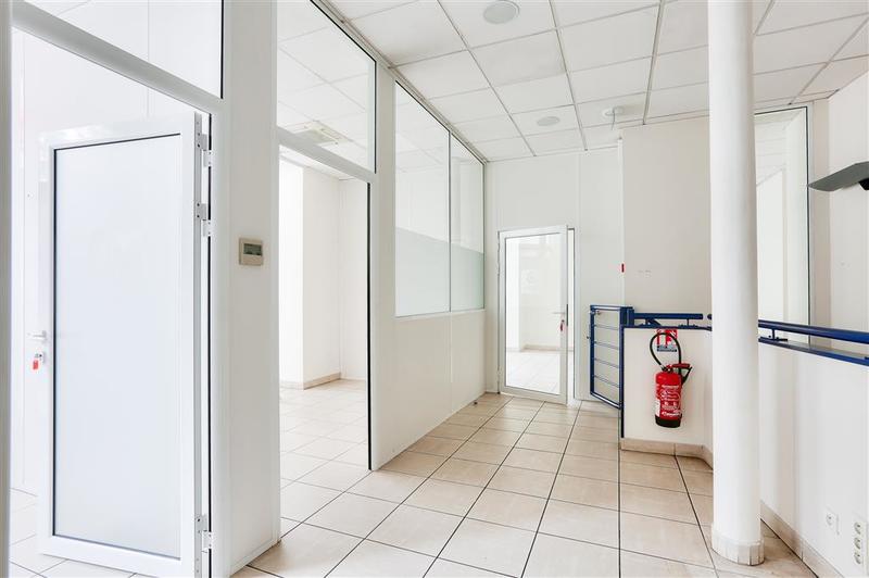 Local commercial - 109 m²