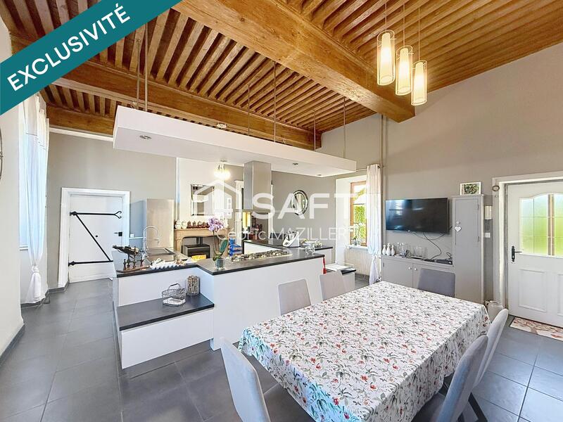 Maison - 166 m² - 5 pièces