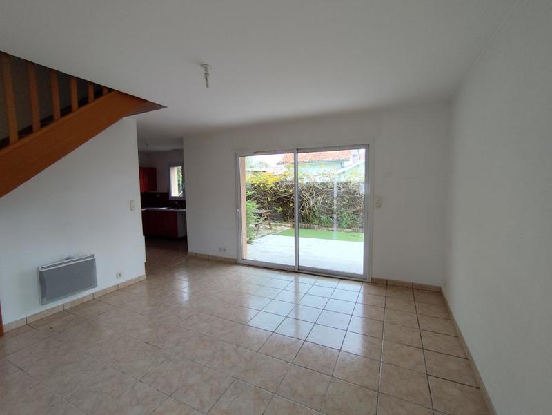 Immeuble - 200 m² - 12 pièces