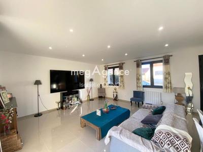 Maison - 90 m² - 3 pièces