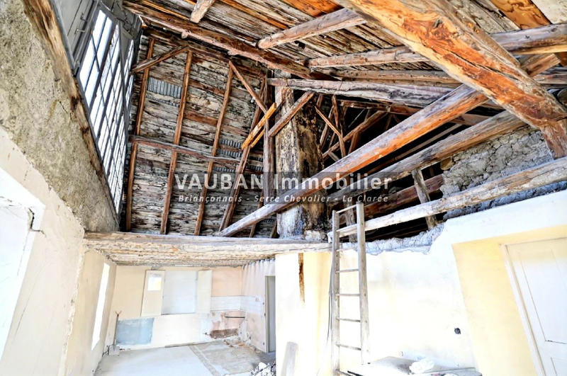 Maison - 400 m² - 20 pièces