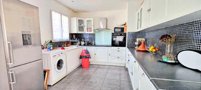 Maison - 110 m² - 6 pièces