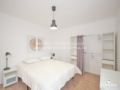 Chambre - 14 m² - 5 pièces