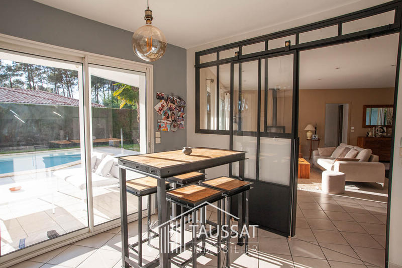 Maison - 138 m² - 6 pièces