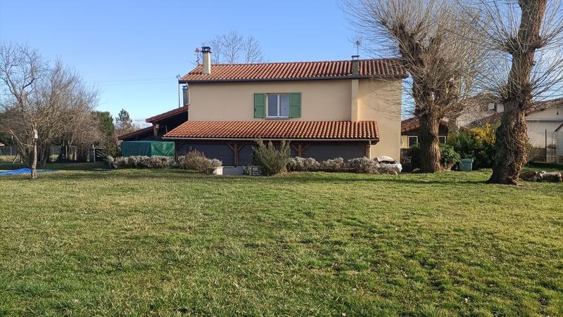 Maison - 99 m² - 4 pièces