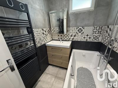 Maison - 93 m² - 5 pièces